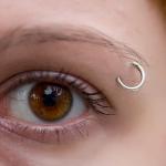 ¿Qué tipo de piercing es mejor para la ceja?